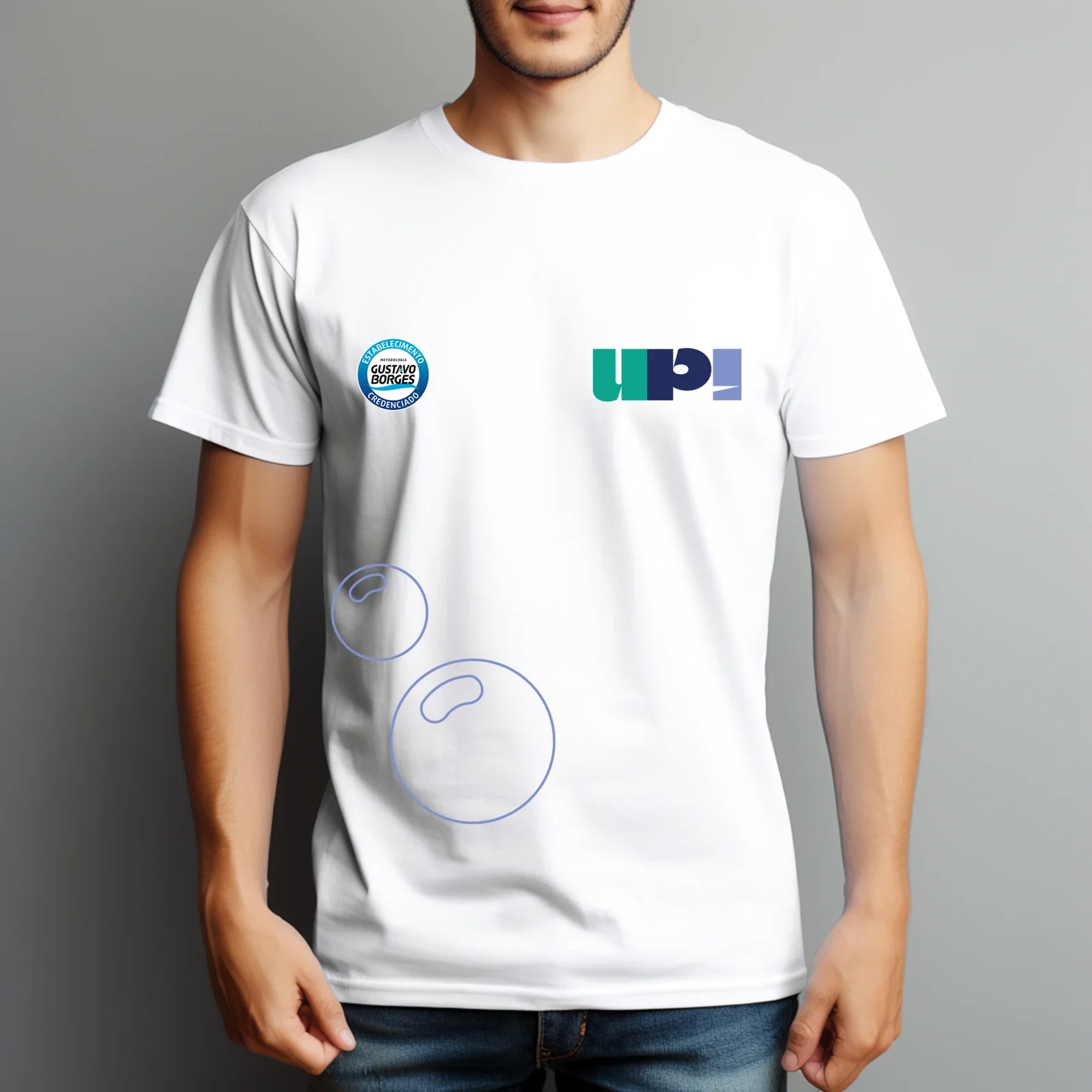 Camiseta branca da UP! com bolhas — natação
