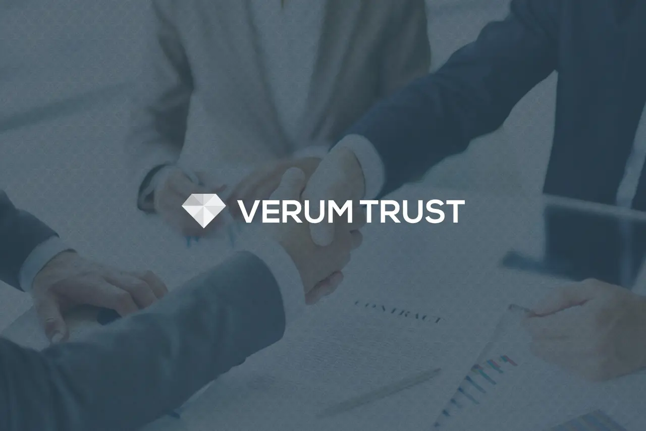Verum Trust - Criação de marcas - Identidade Visual - Logotipo