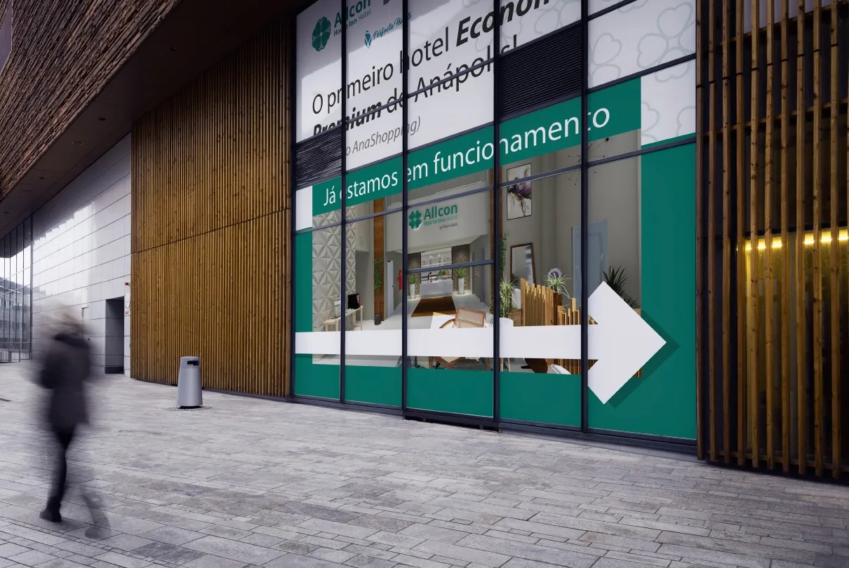 Adesivo de vitrine em fachada de loja