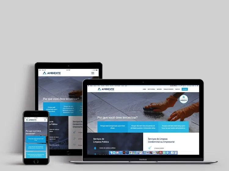 Website responsivo exibido em notebook, tablet e celular